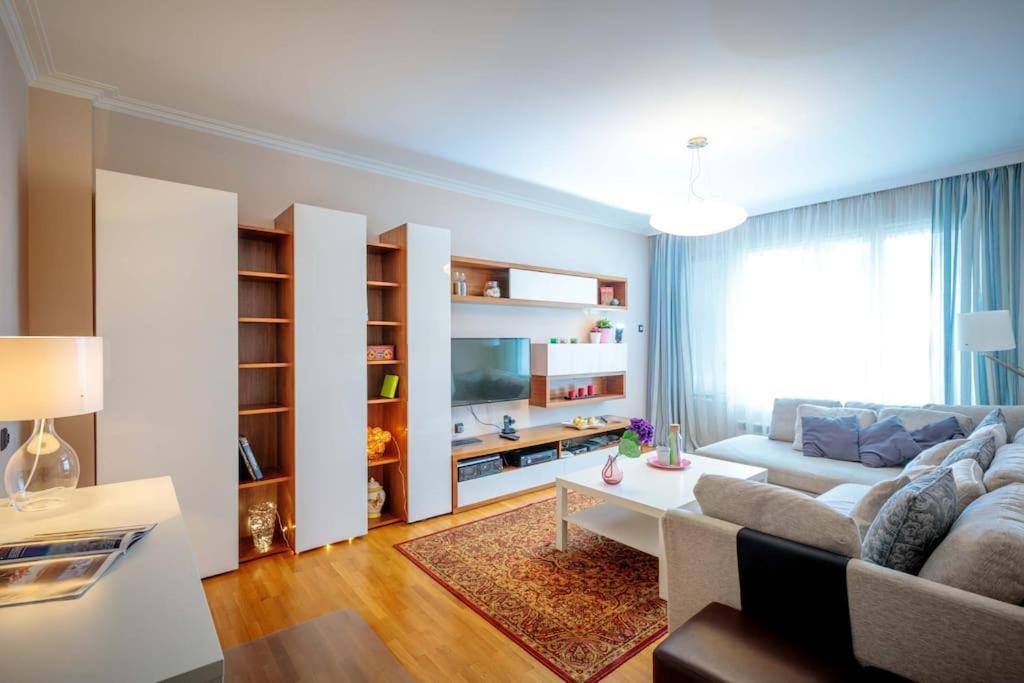 Green Apartment - Top Location, Near City Center! София Екстериор снимка