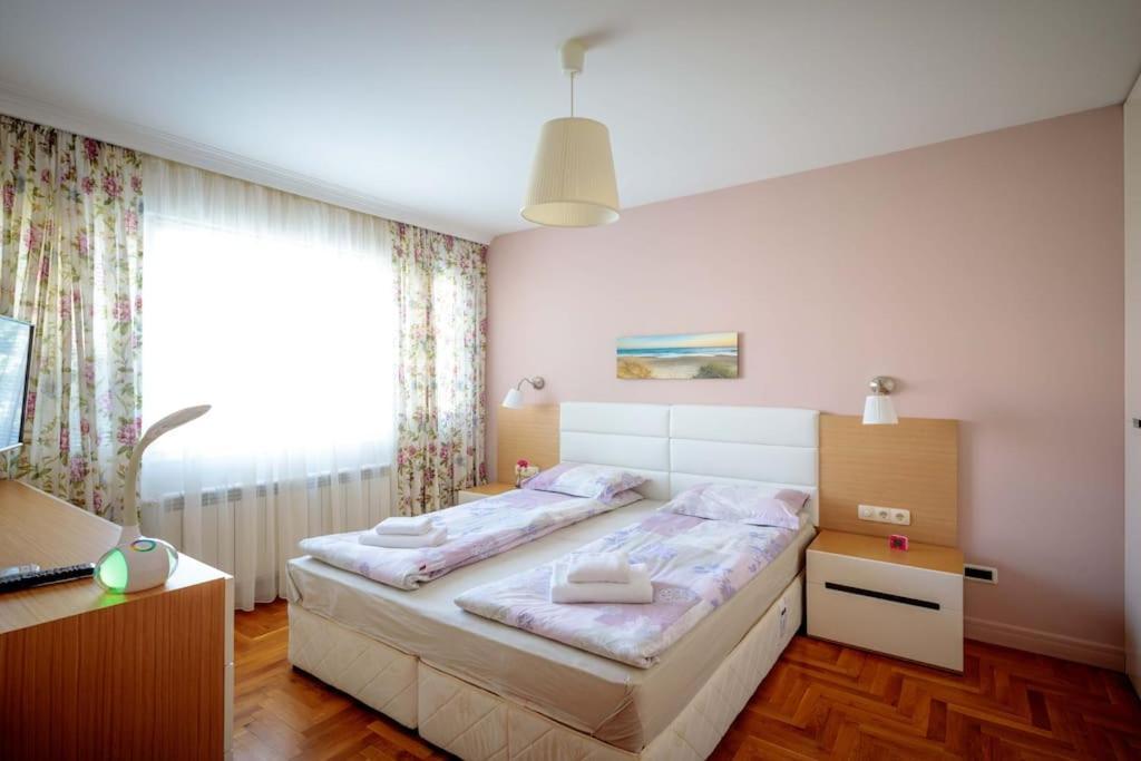 Green Apartment - Top Location, Near City Center! София Екстериор снимка