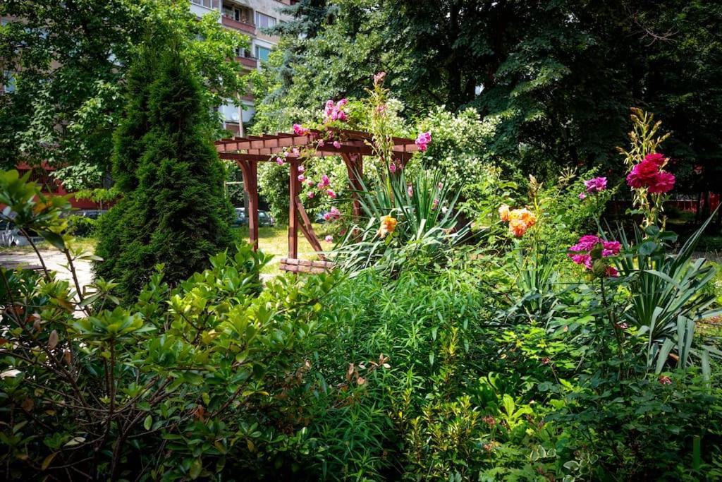 Green Apartment - Top Location, Near City Center! София Екстериор снимка