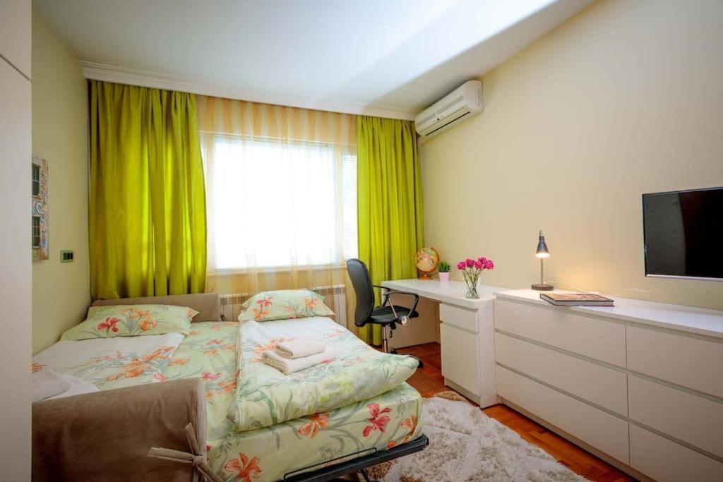 Green Apartment - Top Location, Near City Center! София Екстериор снимка
